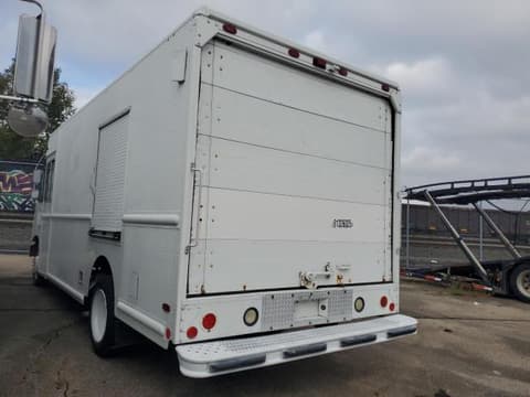 2012 Ford F59, VIN 1F65F5KY6C0A04288. Фото 2 из 6 с аукциона Copart. Каталог авто из США OpenDataCar.