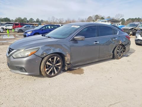 2017 Nissan Altima, VIN 1N4AL3AP3HC477806. Zdjęcie 1 z 6 z aukcji Copart. Katalog aut z USA OpenDataCar.