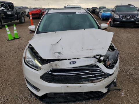 2015 Ford Focus, VIN 1FADP3N20FL323471. Zdjęcie 5 z 6 z aukcji Copart. Katalog aut z USA OpenDataCar.