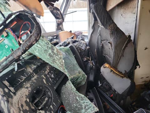 2024 Ford Econoline, VIN 1FDXE4FNXRDD13763. Zdjęcie 5 z 6 z aukcji Copart. Katalog aut z USA OpenDataCar.