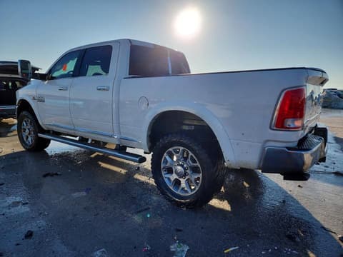 2018 Ram 2500, VIN 3C6UR5GL8JG348279. Фото 2 з 6 з аукціону Copart. Каталог авто зі США OpenDataCar.