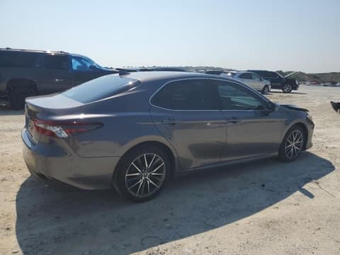 2021 Toyota Camry, VIN 4T1F11AK4MU407231. Zdjęcie 3 z 6 z aukcji Copart. Katalog aut z USA OpenDataCar.