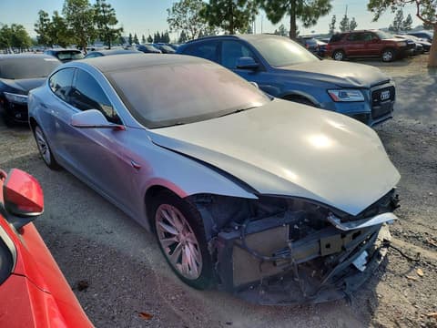 2018 Tesla Model S, VIN 5YJSA1E28JF245489. Фото 4 з 6 з аукціону Copart. Каталог авто зі США OpenDataCar.