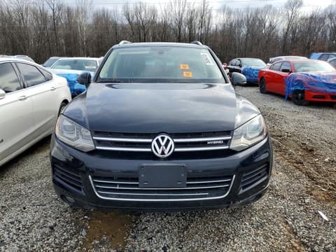 2011 Volkswagen Touareg, VIN WVGFG9BP6BD003285. Zdjęcie 5 z 6 z aukcji Copart. Katalog aut z USA OpenDataCar.