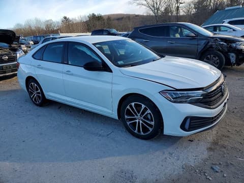 2024 Volkswagen Jetta, VIN 3VWBM7BU1RM100010. Photo 4 of 6 from Copart auction. OpenDataCar US salvage catalog.