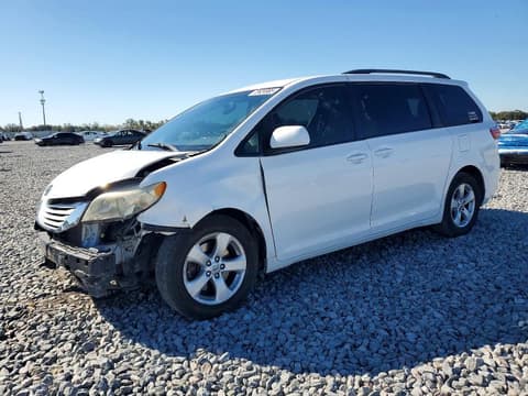 2016 Toyota Sienna, VIN 5TDKK3DC1GS717488. Фото 1 з 6 з аукціону Copart. Каталог авто зі США OpenDataCar.