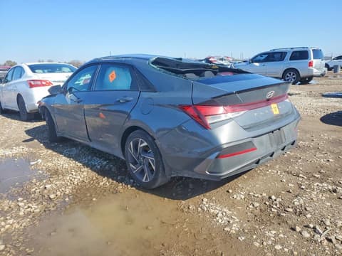 2025 Hyundai Elantra, VIN KMHLM4DG8SU015711. Фото 2 з 6 з аукціону Copart. Каталог авто зі США OpenDataCar.