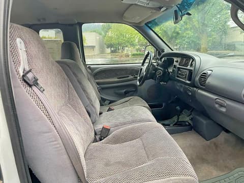 1999 Dodge Ram 2500, VIN 1B7KF2364XJ585723. Фото 5 из 6 с аукциона Copart. Каталог авто из США OpenDataCar.