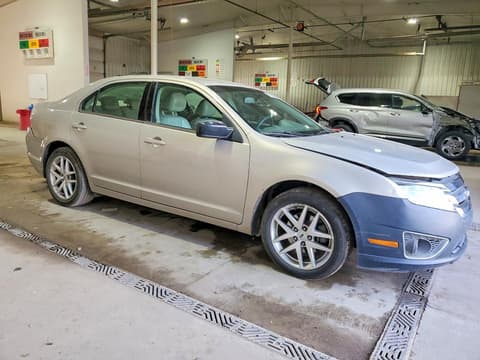 2010 Ford Fusion, VIN 3FAHP0JA7AR427155. Zdjęcie 4 z 6 z aukcji Copart. Katalog aut z USA OpenDataCar.