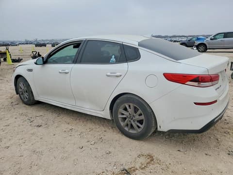 2020 Kia Optima, VIN 5XXGT4L32LG380464. Фото 2 з 6 з аукціону Copart. Каталог авто зі США OpenDataCar.