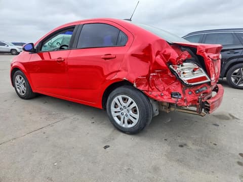 2017 Chevrolet Sonic, VIN 1G1JB5SH0H4135345. Фото 2 з 6 з аукціону Copart. Каталог авто зі США OpenDataCar.
