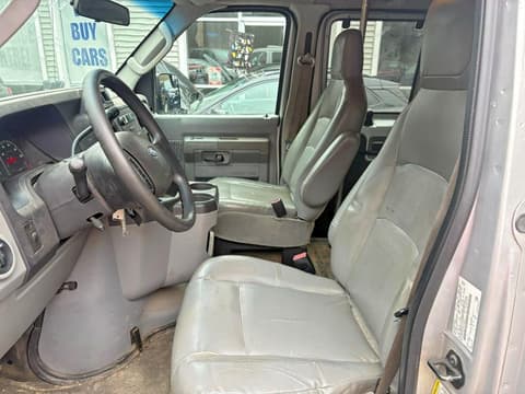 2011 Ford Econoline E350, VIN 1FBSS3BL3BDA40262. Zdjęcie 5 z 6 z aukcji Copart. Katalog aut z USA OpenDataCar.