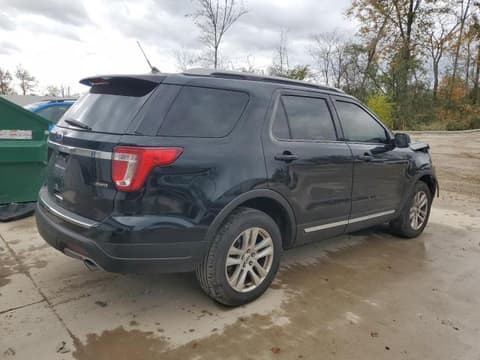 2018 Ford Explorer, VIN 1FM5K8D8XJGC82215. Фото 3 з 6 з аукціону Copart. Каталог авто зі США OpenDataCar.
