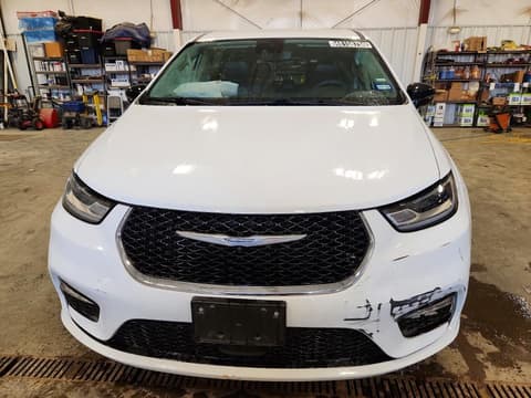 2024 Chrysler Pacifica, VIN 2C4RC1BGXRR168066. Фото 5 з 6 з аукціону Copart. Каталог авто зі США OpenDataCar.