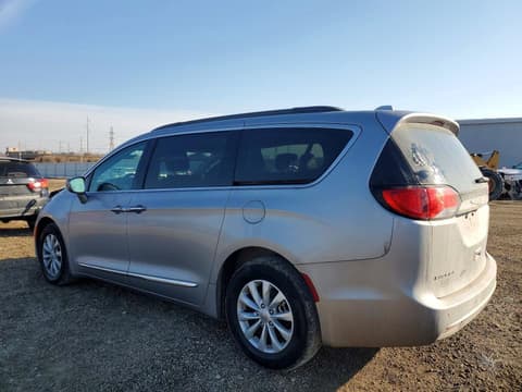 2017 Chrysler Pacifica, VIN 2C4RC1BG6HR516315. Фото 2 з 6 з аукціону Copart. Каталог авто зі США OpenDataCar.