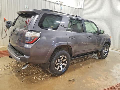 2021 Toyota 4Runner, VIN JTERU5JRXM5910250. Фото 3 з 6 з аукціону Copart. Каталог авто зі США OpenDataCar.