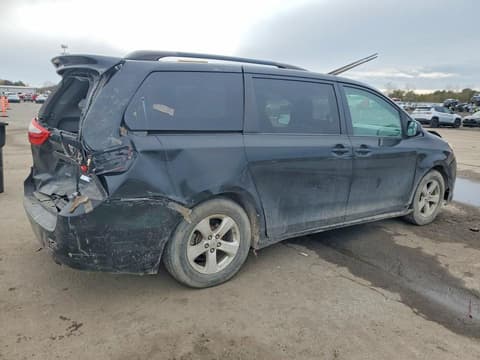 2015 Toyota Sienna, VIN 5TDKK3DC5FS668553. Фото 3 з 6 з аукціону Copart. Каталог авто зі США OpenDataCar.