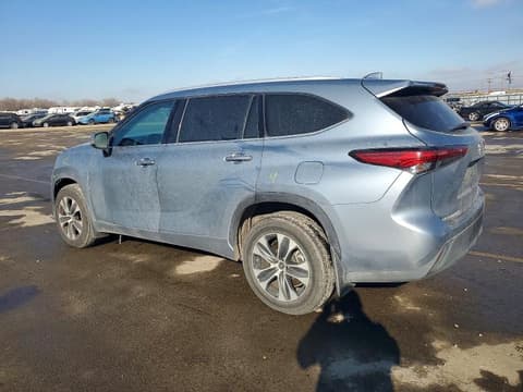 2022 Toyota Highlander, VIN 5TDGZRBH0NS169497. Фото 2 з 6 з аукціону Copart. Каталог авто зі США OpenDataCar.