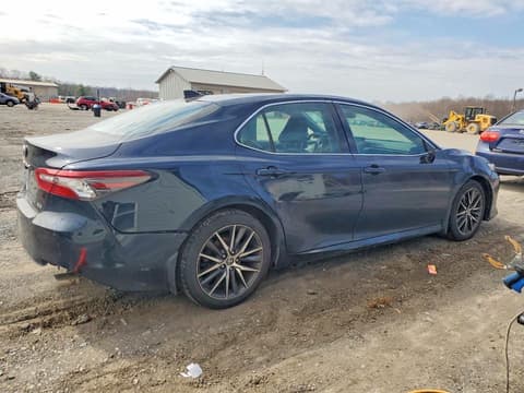 2021 Toyota Camry, VIN 4T1F11AKXMU521363. Zdjęcie 3 z 6 z aukcji Copart. Katalog aut z USA OpenDataCar.