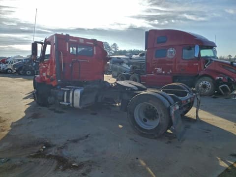 2024 Volvo VNR, VIN 4V4WC9EG3RN638534. Zdjęcie 3 z 6 z aukcji Copart. Katalog aut z USA OpenDataCar.