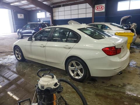 2015 Bmw 3 Series, VIN WBA3B5C57FF960737. Zdjęcie 2 z 6 z aukcji Copart. Katalog aut z USA OpenDataCar.