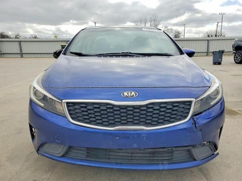 2018 Kia Forte, VIN 3KPFK4A7XJE276203. Фото 5 з 6 з аукціону Copart. Каталог авто зі США OpenDataCar.