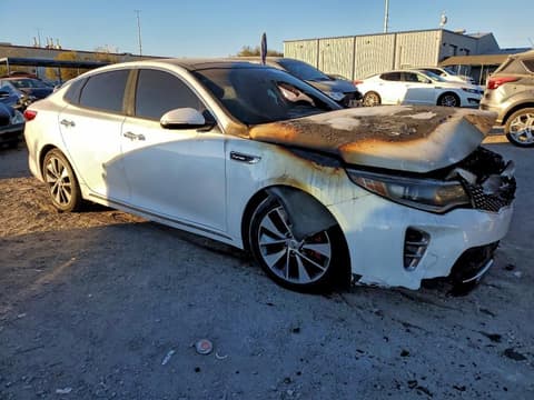 2016 Kia Optima, VIN 5XXGV4L29GG029526. Фото 4 из 6 с аукциона Copart. Каталог авто из США OpenDataCar.