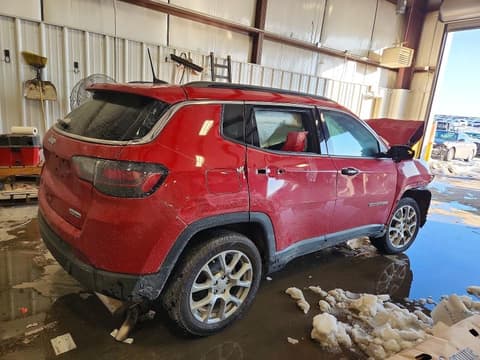 2023 Jeep Compass, VIN 3C4NJDFN0PT508186. Фото 3 з 6 з аукціону Copart. Каталог авто зі США OpenDataCar.