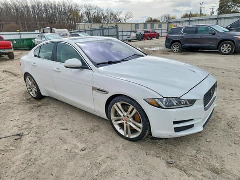 2017 Jaguar XE, VIN SAJAE4BV5HA976465. Фото 4 з 6 з аукціону Copart. Каталог авто зі США OpenDataCar.