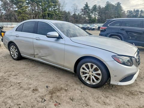 2017 Mercedes-benz E-Class, VIN WDDZF4KBXHA215313. Фото 4 з 6 з аукціону Copart. Каталог авто зі США OpenDataCar.