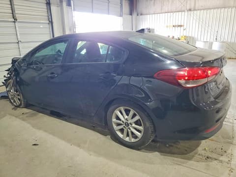 2017 Kia Forte, VIN 3KPFL4A70HE011300. Zdjęcie 2 z 6 z aukcji Copart. Katalog aut z USA OpenDataCar.