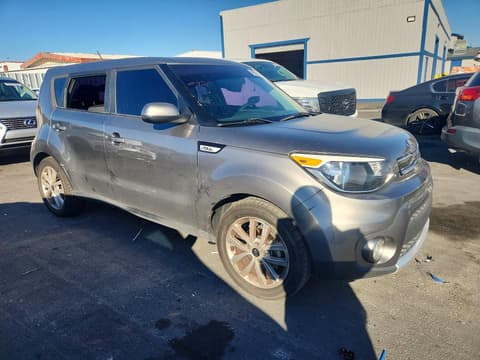 2018 Kia Soul, VIN KNDJP3A53J7594488. Фото 4 з 6 з аукціону Copart. Каталог авто зі США OpenDataCar.