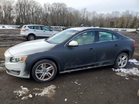 2015 Volvo S60, VIN YV1612TKXF1360115. Фото 1 з 6 з аукціону Copart. Каталог авто зі США OpenDataCar.
