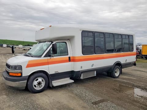 2014 Chevrolet Express 4500, VIN 1GB6G6BL6E1204548. Фото 2 з 6 з аукціону Copart. Каталог авто зі США OpenDataCar.