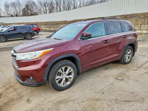 2015 Toyota Highlander, VIN 5TDBKRFH1FS214179. Фото 1 з 6 з аукціону Copart. Каталог авто зі США OpenDataCar.