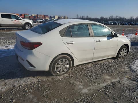 2023 Kia Rio, VIN 3KPA24AD3PE590963. Фото 3 з 6 з аукціону Copart. Каталог авто зі США OpenDataCar.