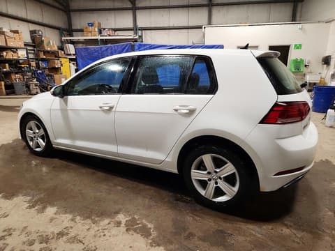 2021 Volkswagen Golf, VIN 3VWG57AU9MM010374. Фото 2 з 6 з аукціону Copart. Каталог авто зі США OpenDataCar.