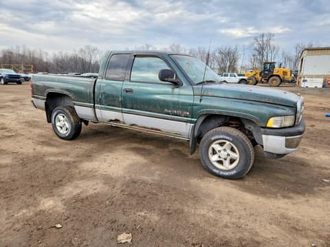 1999 Dodge Ram 1500, VIN 1B7HF13Y5XJ514620. Фото 4 з 6 з аукціону Copart. Каталог авто зі США OpenDataCar.