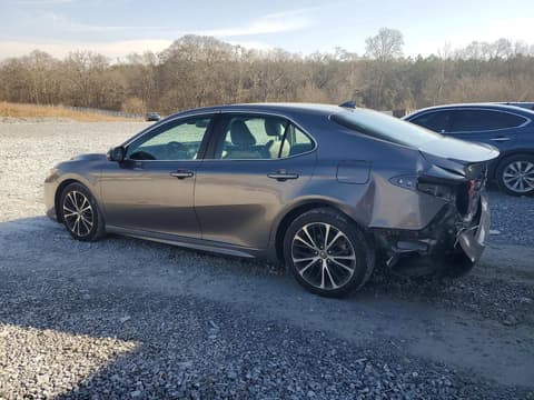 2019 Toyota Camry, VIN 4T1B11HK7KU806975. Zdjęcie 2 z 6 z aukcji Copart. Katalog aut z USA OpenDataCar.