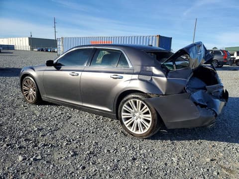 2013 Chrysler 300, VIN 2C3CCAEG3DH630424. Фото 2 з 6 з аукціону Copart. Каталог авто зі США OpenDataCar.