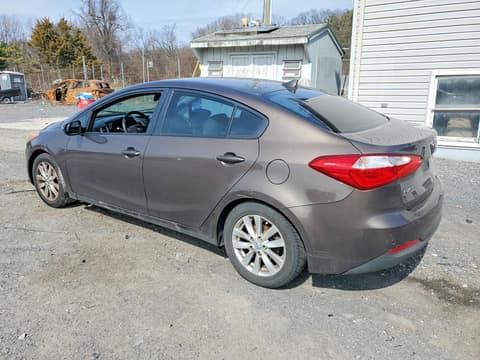 2015 Kia Forte, VIN KNAFX4A6XF5255473. Фото 2 з 6 з аукціону Copart. Каталог авто зі США OpenDataCar.
