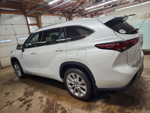 2024 Toyota Highlander, VIN 5TDKDRBH7RS536796. Zdjęcie 2 z 6 z aukcji Copart. Katalog aut z USA OpenDataCar.