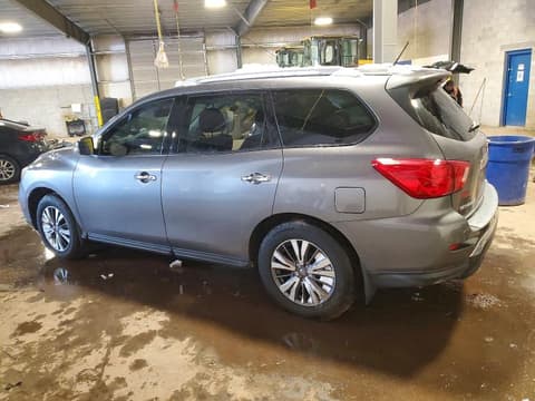 2017 Nissan Pathfinder, VIN 5N1DR2MMXHC697036. Фото 2 з 6 з аукціону Copart. Каталог авто зі США OpenDataCar.