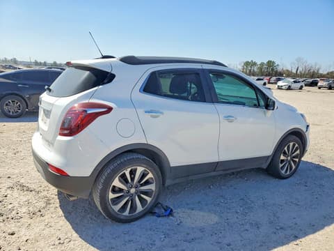 2021 Buick Encore, VIN KL4CJASB8MB337695. Фото 3 з 6 з аукціону Copart. Каталог авто зі США OpenDataCar.