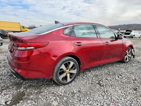 2019 Kia Optima, VIN 5XXGT4L31KG371110. Фото 3 з 6 з аукціону Copart. Каталог авто зі США OpenDataCar.