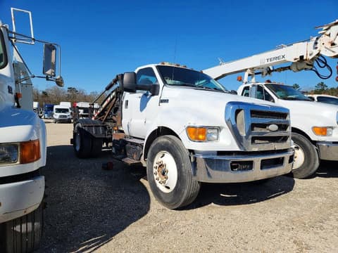2013 Ford F-650, VIN 3FRWF6FC1DV770785. Фото 1 из 6 с аукциона Copart. Каталог авто из США OpenDataCar.