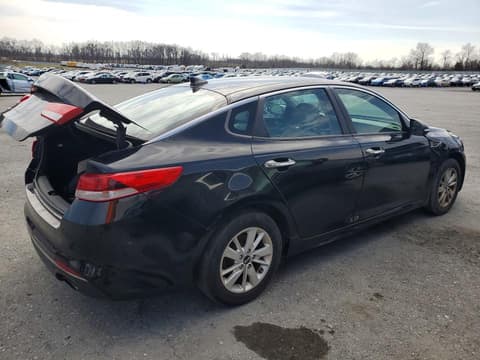2017 Kia Optima, VIN 5XXGT4L3XHG150114. Фото 3 з 6 з аукціону Copart. Каталог авто зі США OpenDataCar.