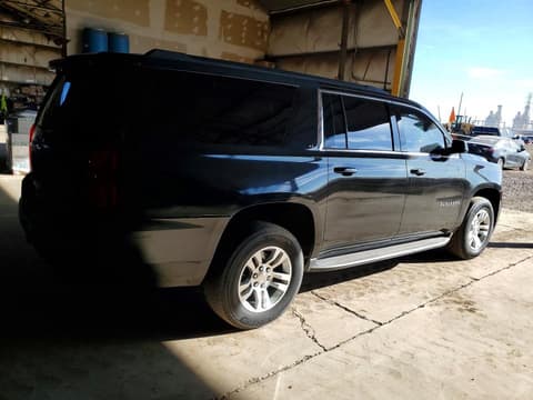 2019 Chevrolet Suburban, VIN 1GNSCHKC2KR129451. Фото 3 з 6 з аукціону Copart. Каталог авто зі США OpenDataCar.