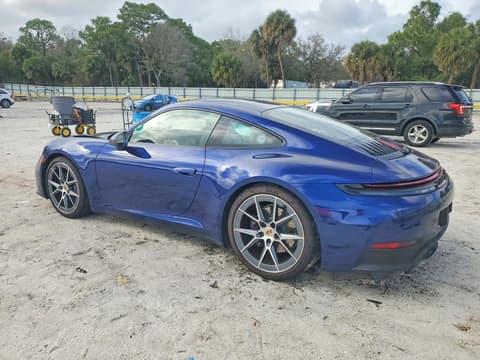 2025 Porsche 911, VIN WP0AA2A9XSS208923. Фото 2 из 6 с аукциона Copart. Каталог авто из США OpenDataCar.