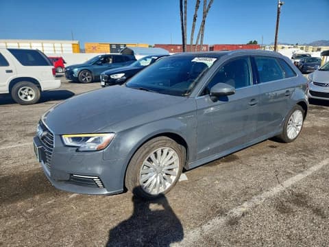 2018 Audi A3 e-tron, VIN WAUTPBFF2JA080037. Фото 1 з 6 з аукціону Copart. Каталог авто зі США OpenDataCar.